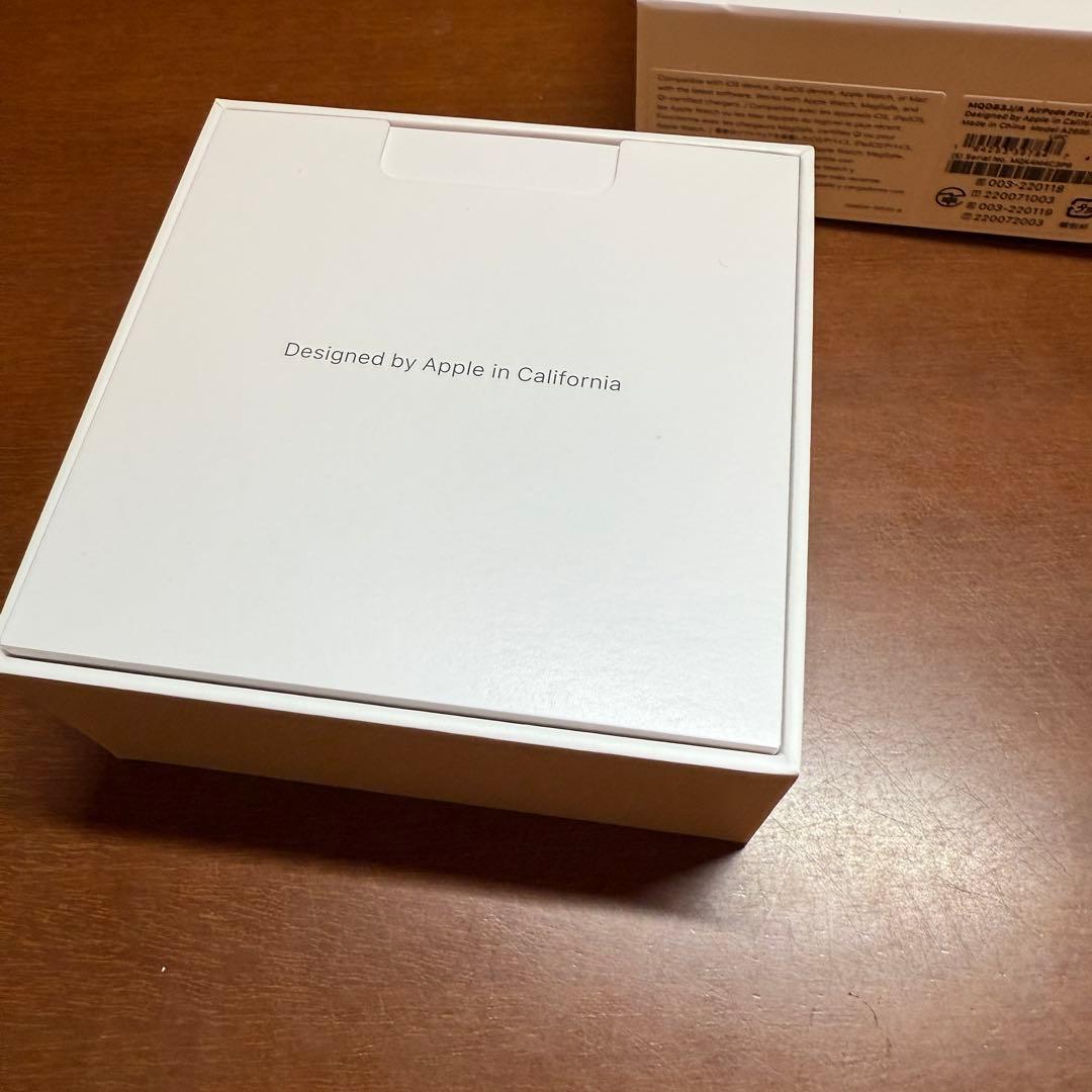 AirPods Pro 第2世代 MagSafe充電ケース付き MQD83J/A