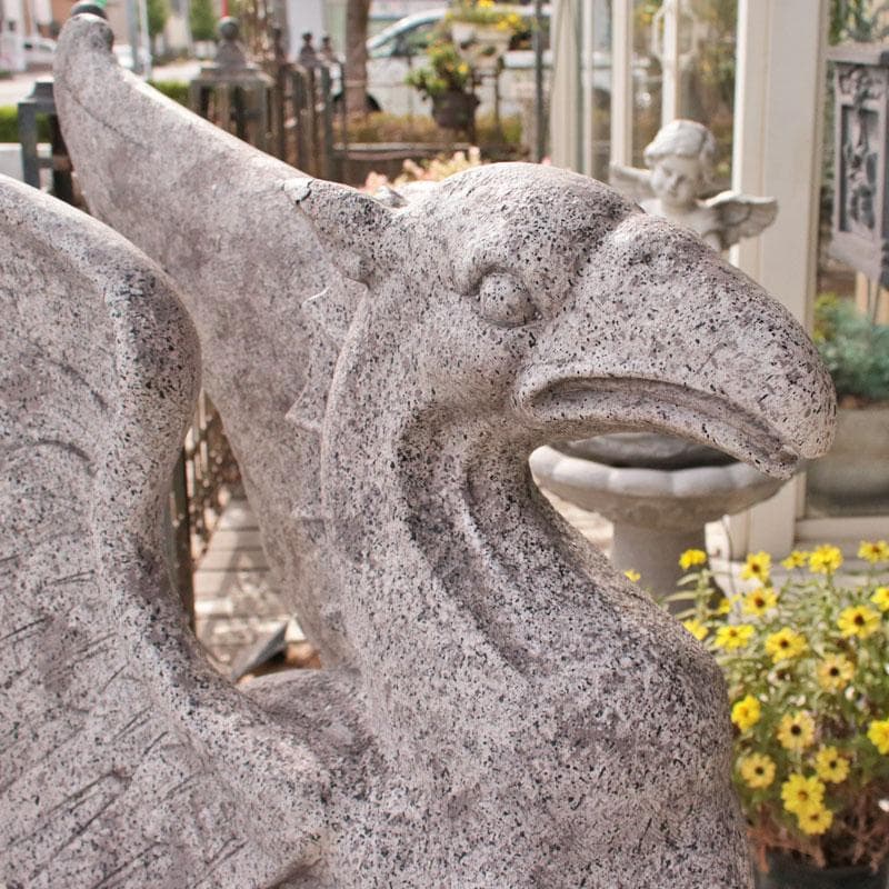 石像風グリフォン 樹脂製 神話の守護者が佇むガーデンオブジェ 143-212