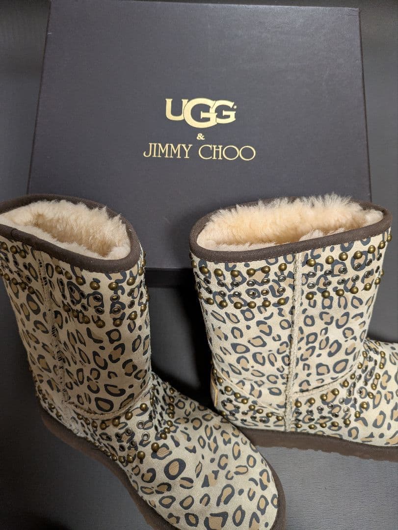 UGG & JIMMY CHOO ヒョウ柄ムートンブーツ 8