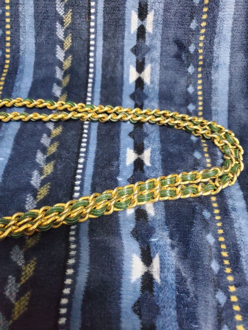 PRADA グリーン キルティング ショルダーバッグ