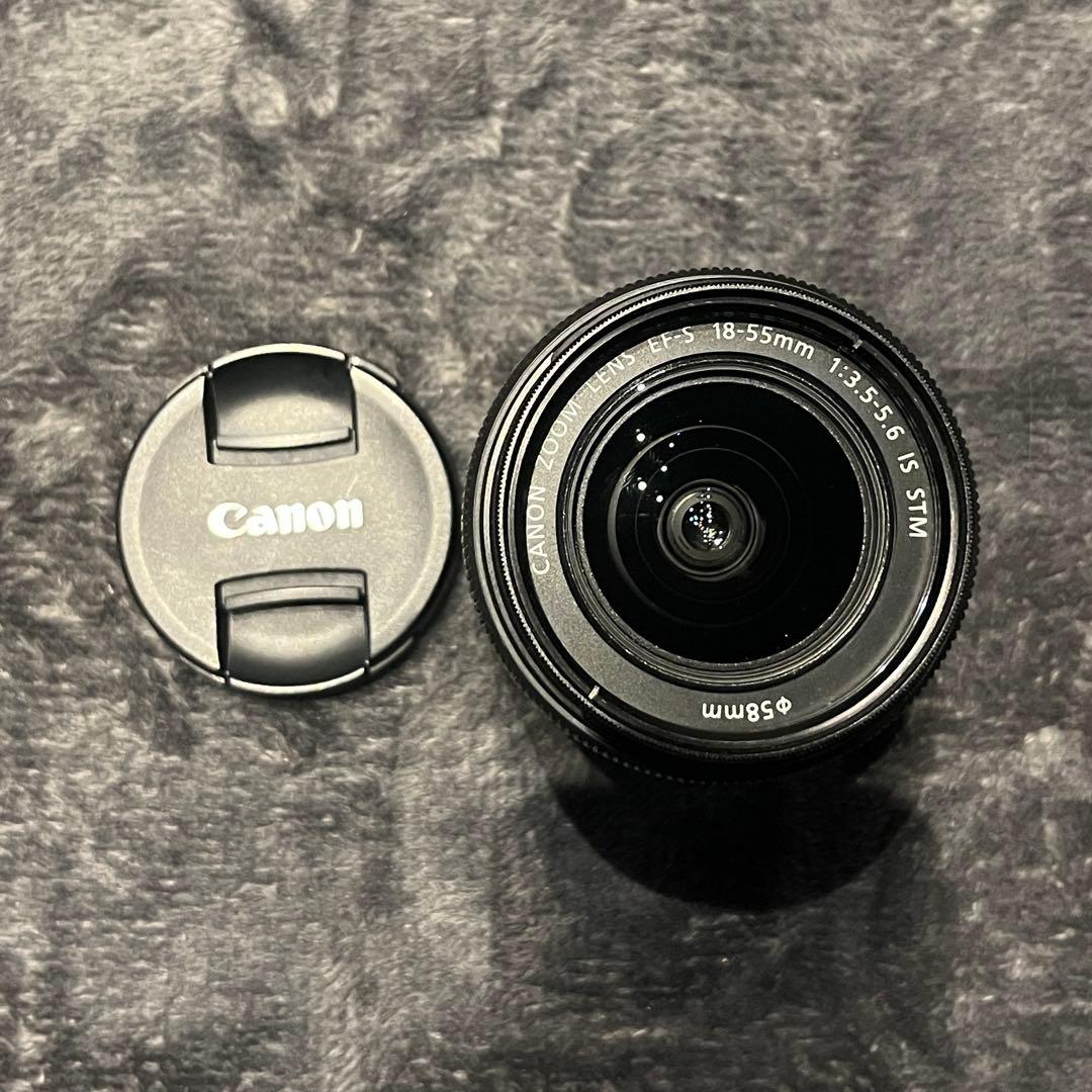 Canon EOS Kiss X8i 一眼レフカメラセット（レンズ3本付)