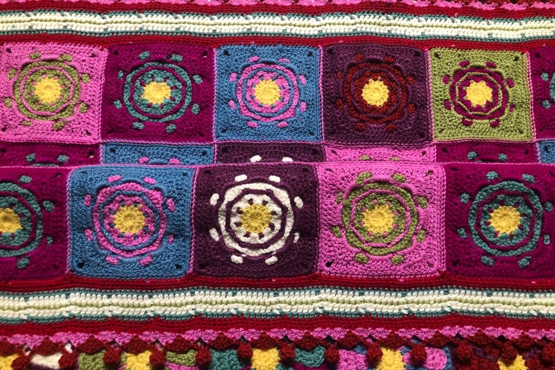 花モチーフレトロブランケット