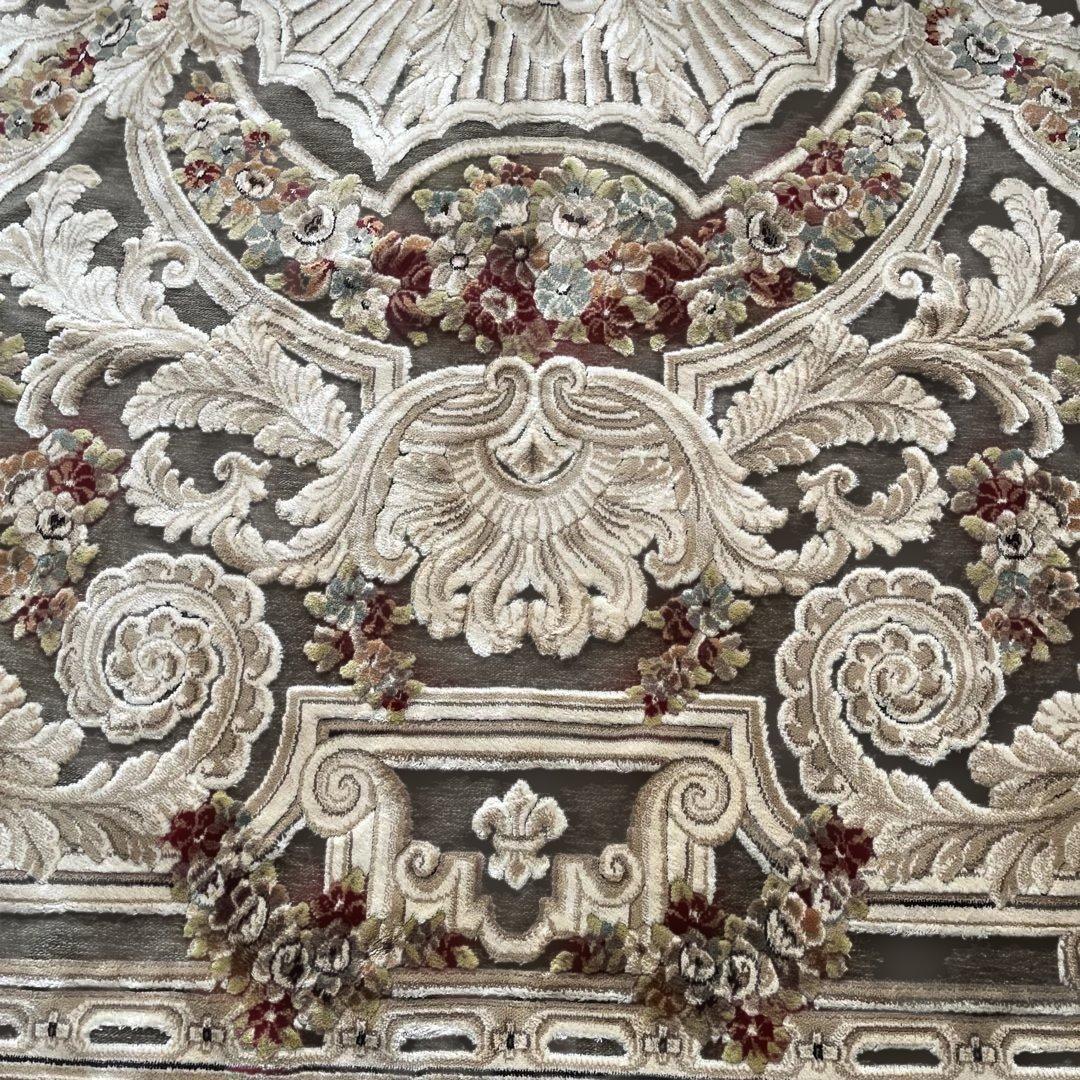 ペルシャ風ベルギー絨毯ジェノバ新品未使用