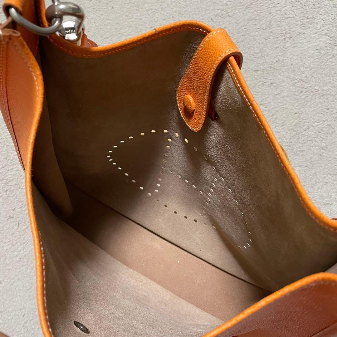 TONI BARADANI ショルダーバッグ　オールレザー　H イタリア製