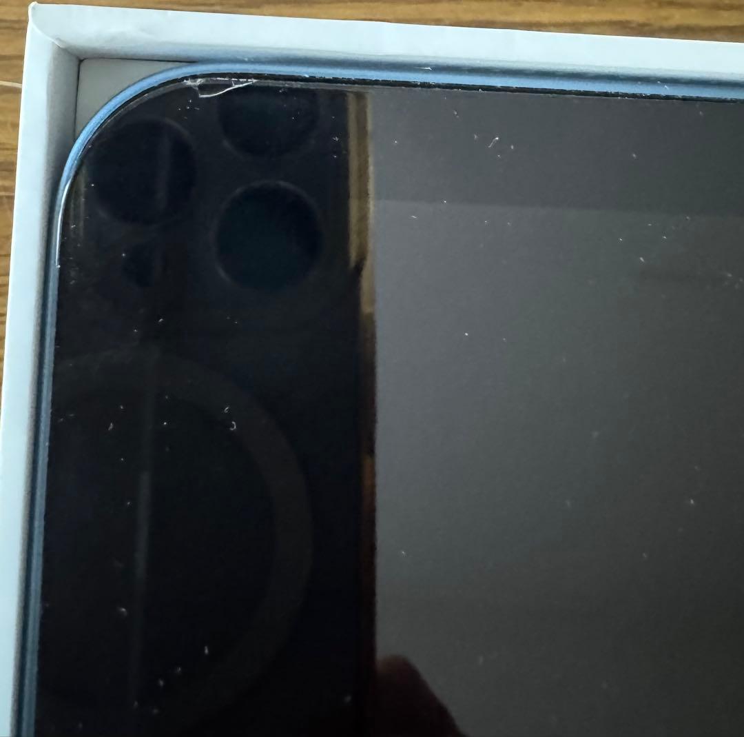 Apple iPad Air 第五世代（M1）　ブルー　64GB