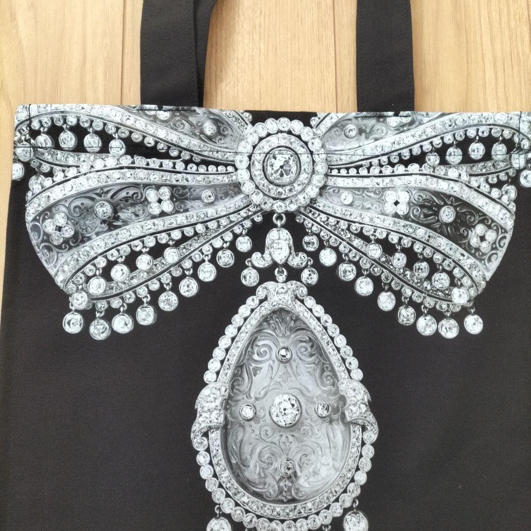 カルティエ展 V&A美術館 トートバッグ　ブローチ