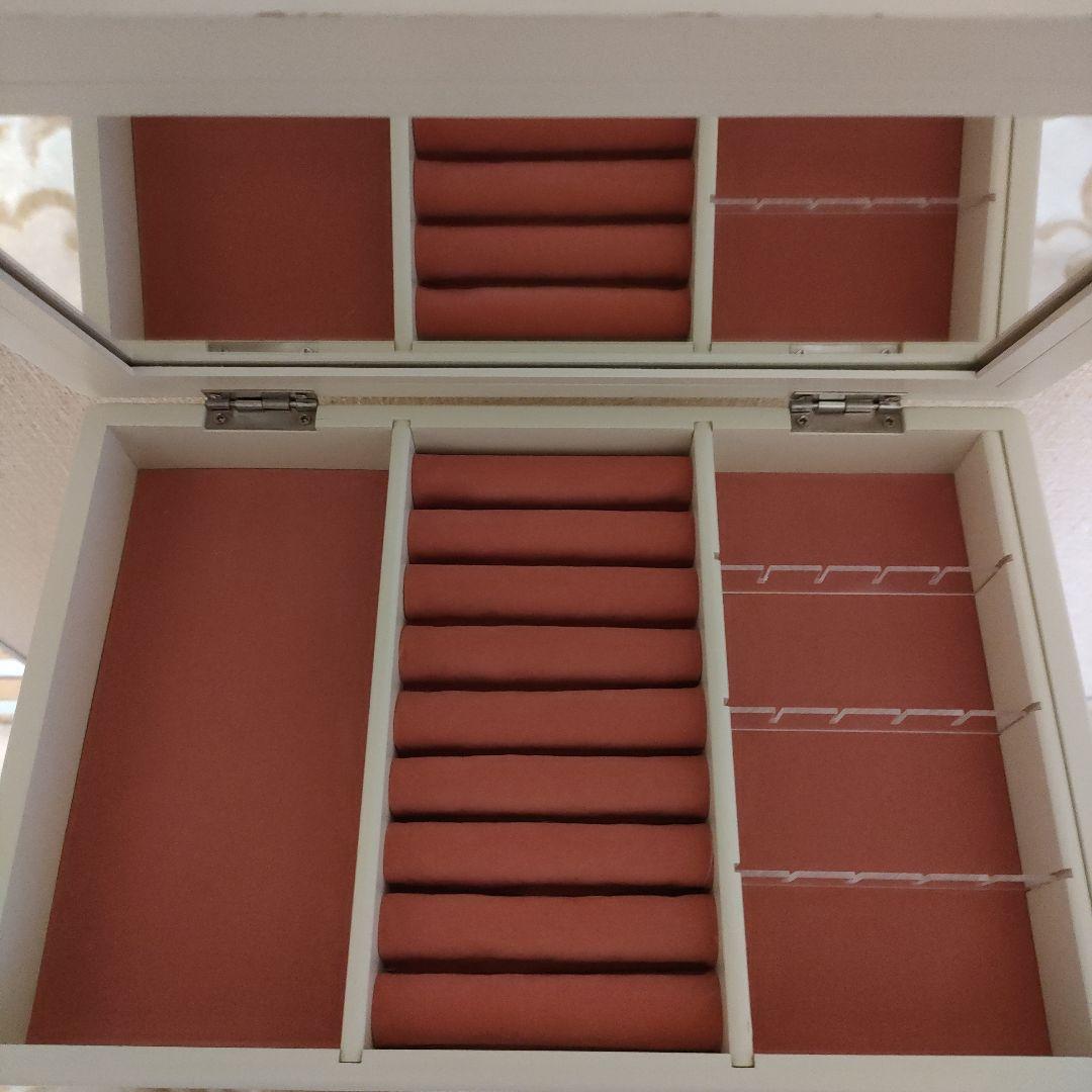 アクセサリーボックス　木製　引き出し7段プラス上段あり　白　ホワイト