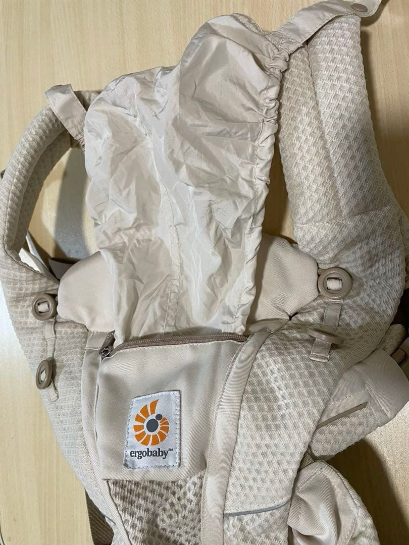 エルゴベビー　オムニブリーズ　抱っこひも ベージュ　抱っこ紐