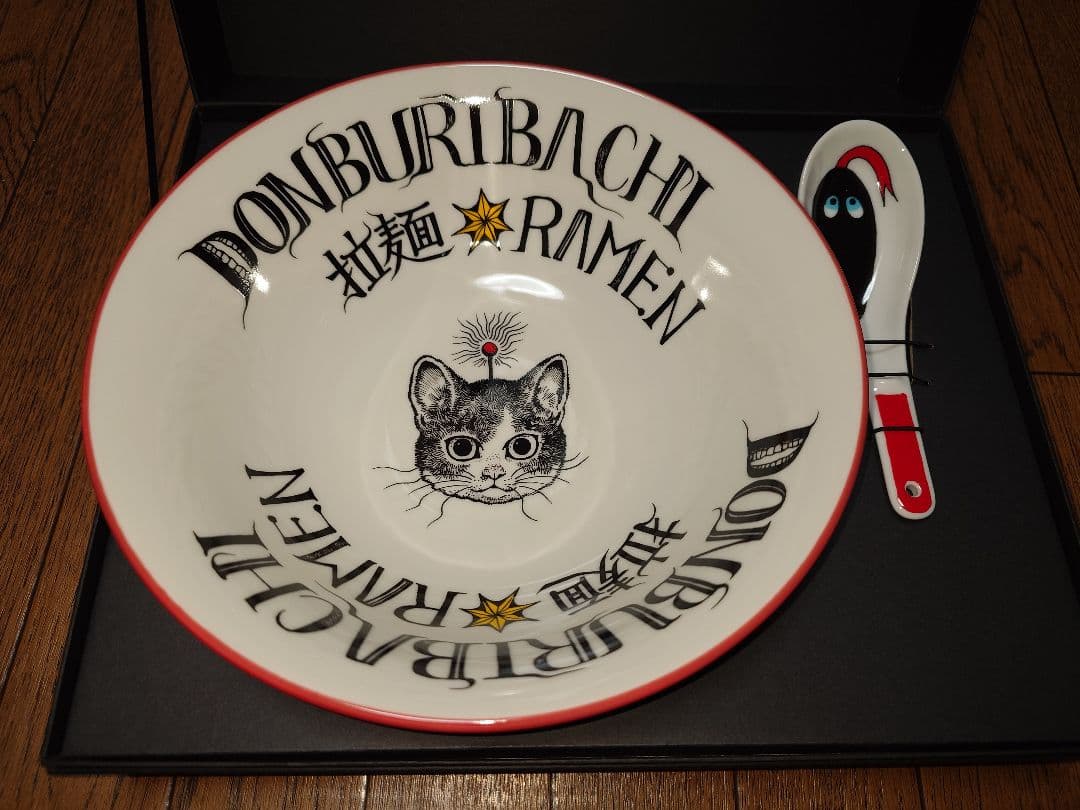 新品未使用 ヒグチユウコ ラーメンどんぶり＆レンゲセット 美濃焼き 2