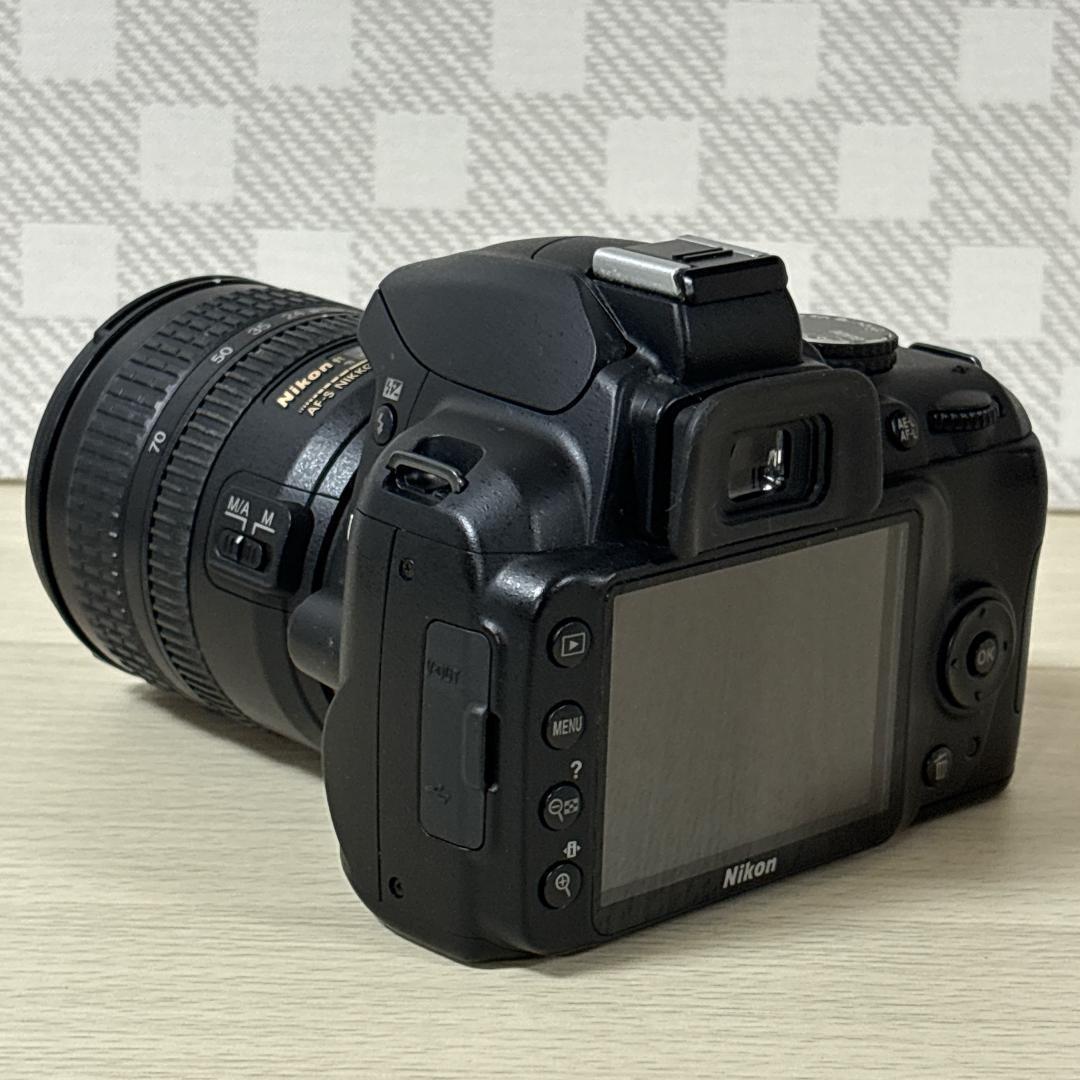 Nikon ニコン D3000 デジタル一眼レフカメラ レンズセット