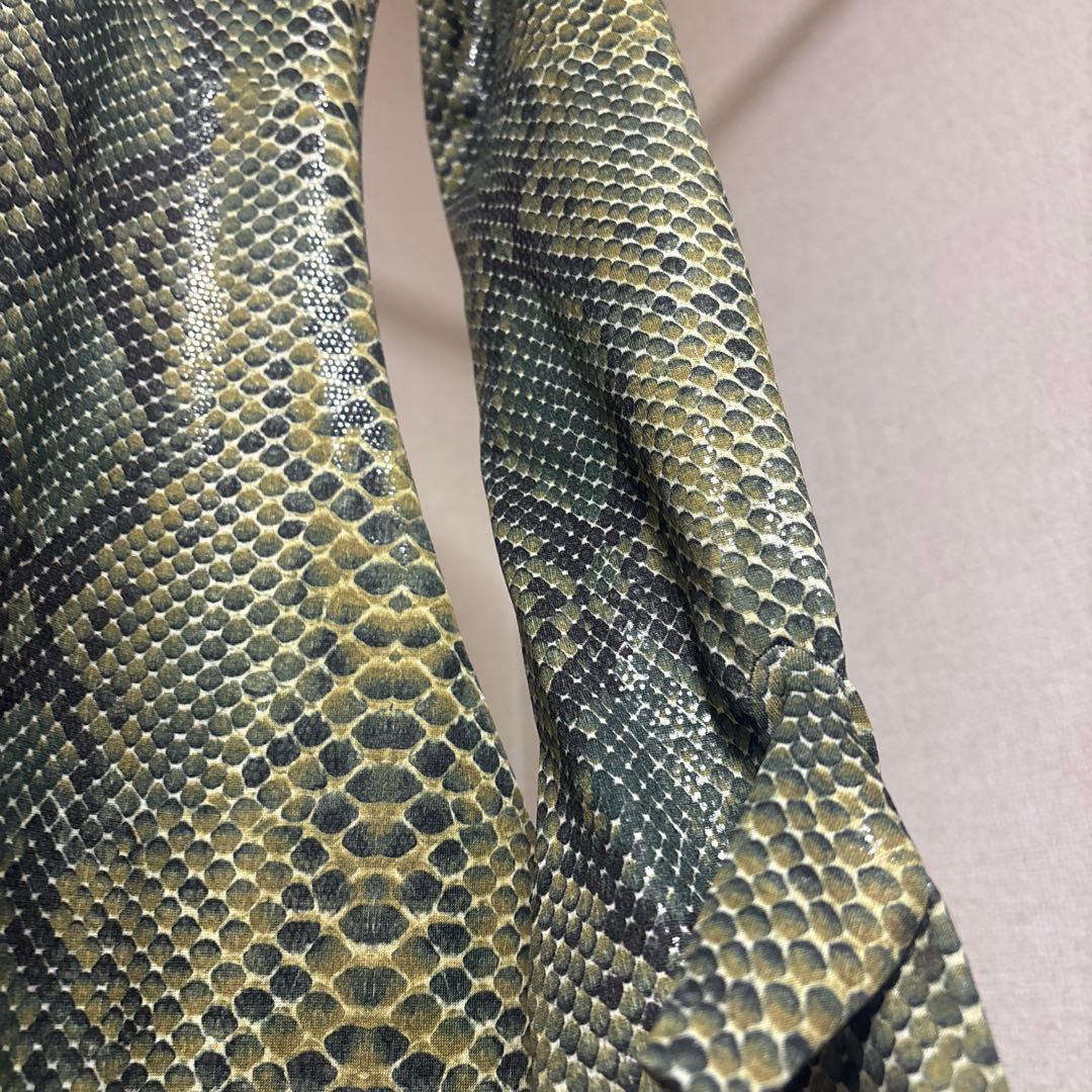 う*め様 ゼンタイ　全身タイツ　ヘビ柄　蛇　レディース