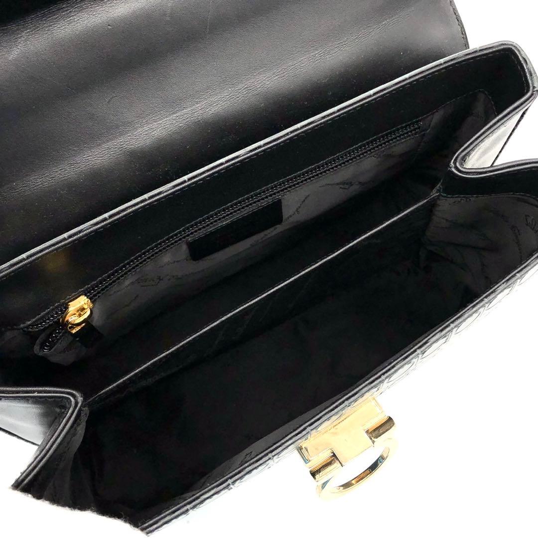 ✨美品・付属品完備✨フェラガモ ハンドバッグ 2way ガンチーニ 総柄 レザー