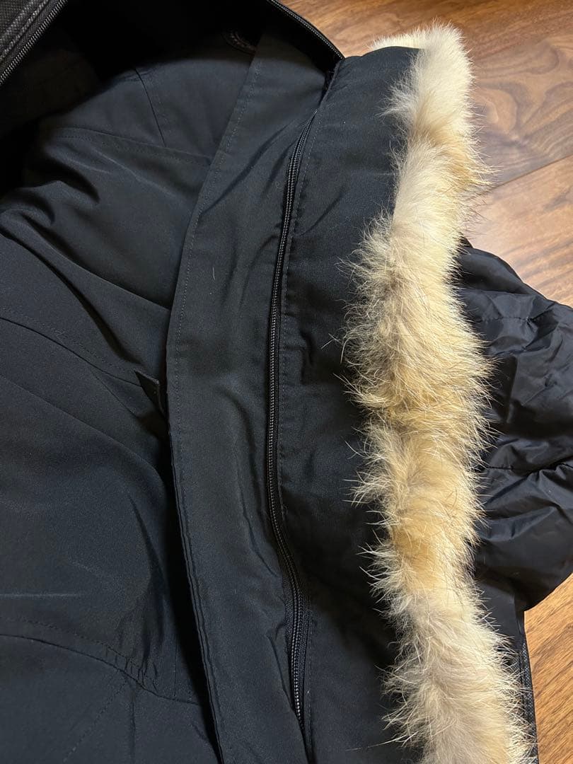 カナダグース ジャスパー S/P 黒 EDIFICE別注 コヨーテファー