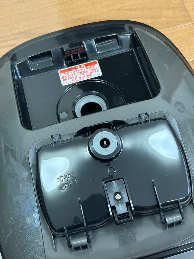 TIGER 土鍋コート釜 圧力IH炊飯器　JPK-H100 2021年製タイガー