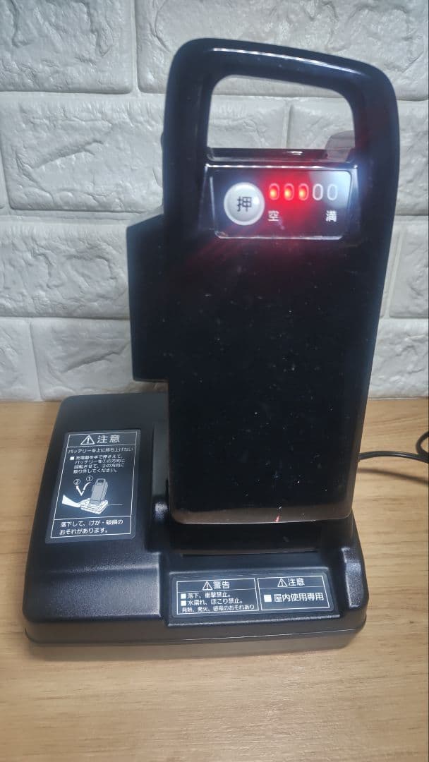 Panasonic NK-J069Z1 充電器