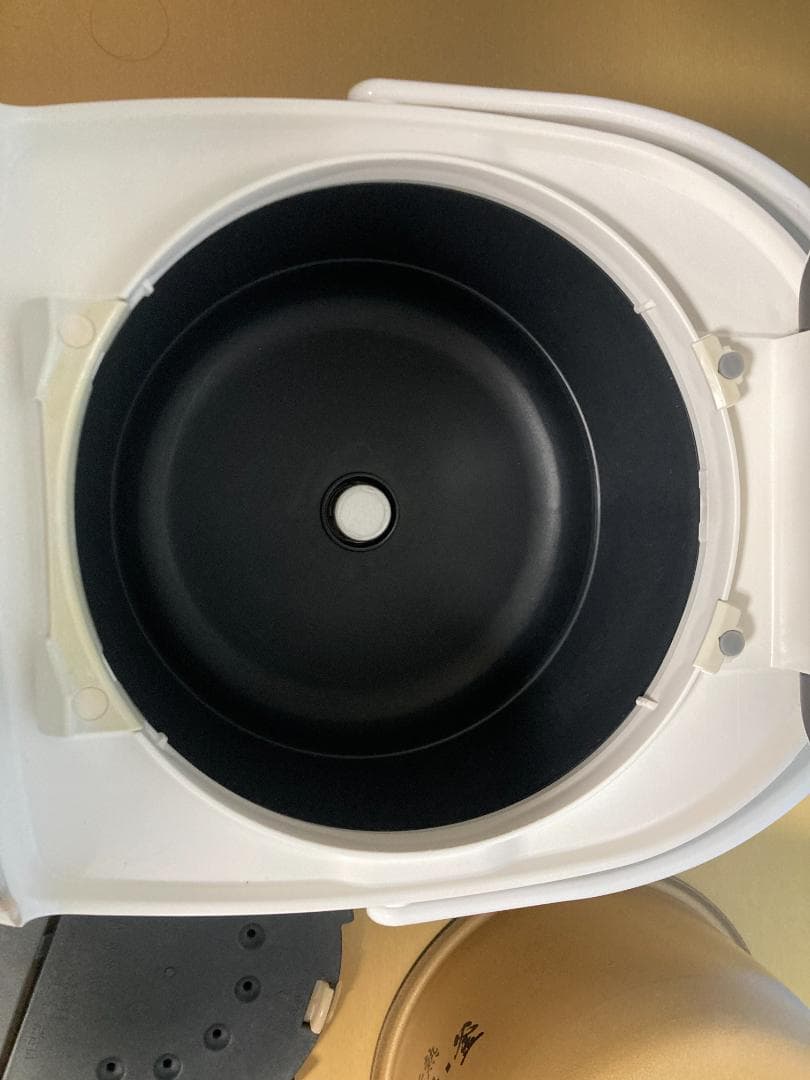 ★日立 圧力スチーム炊きIHジャー炊飯器5.5合炊きRZ-TS102M 19年製