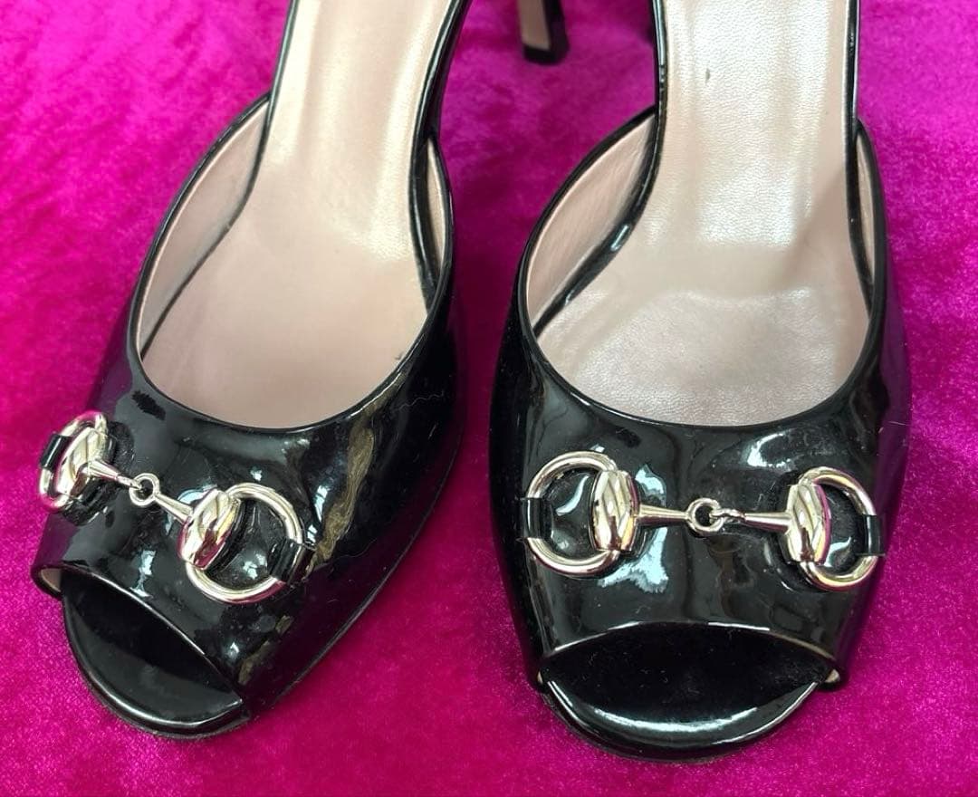 Gucci グッチ ホースビット パテントレザーオープントゥ ミュール