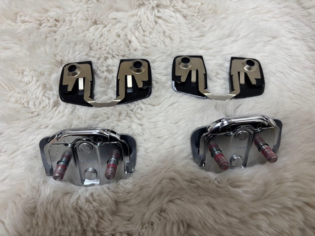 【アイシン】ドアスタビライザー＋取付ボルトセット