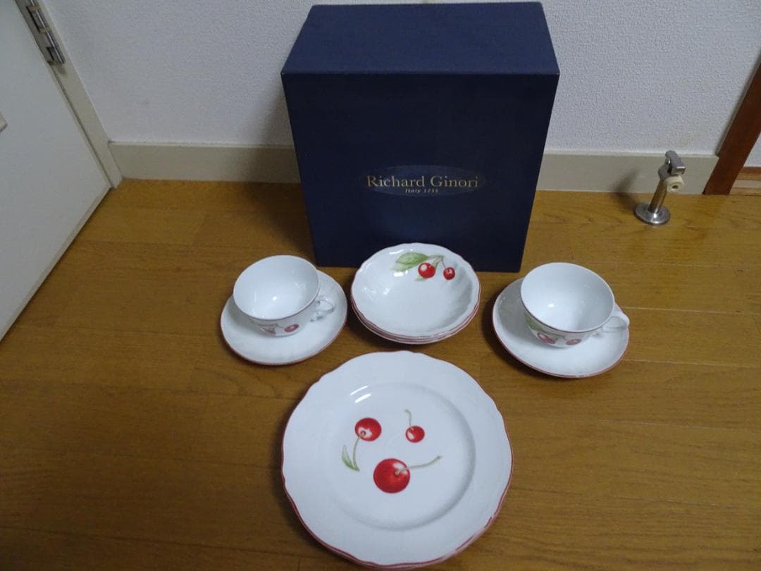 Richard Ginori 食器セット チェリー柄 de-5