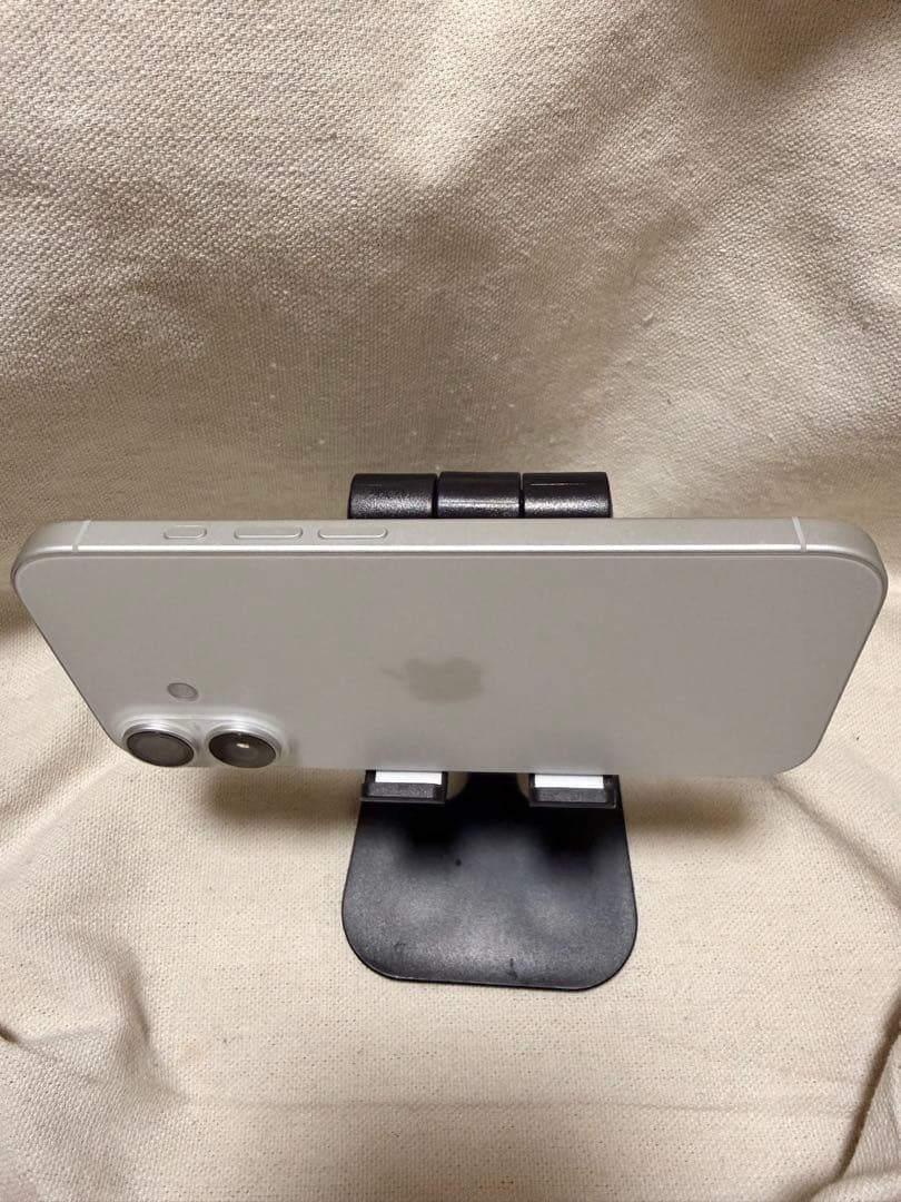 【美品】iPhone17 ホワイト