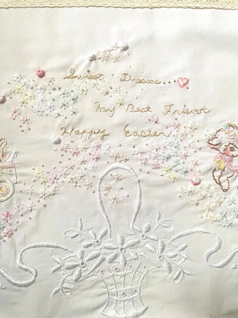 ヴィンテージクロス＆ハンドメイド刺繍アニマルちゃん·͜· ♡