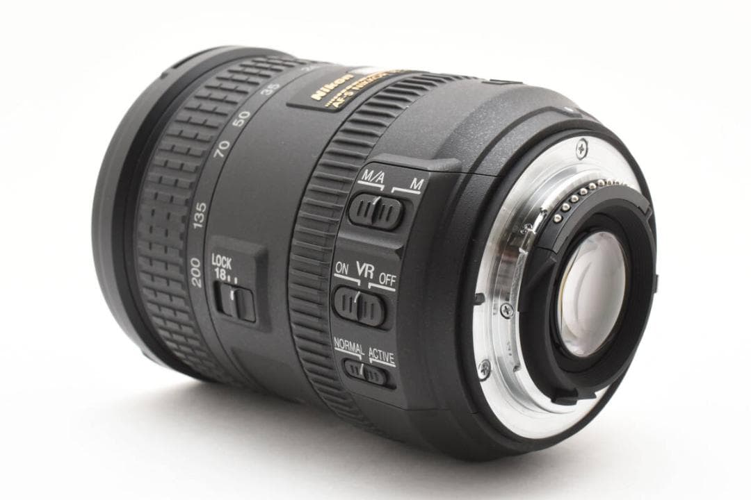 ★Nikon AF-S DX 18-200mm F3.5-5.6G ED VRⅡ