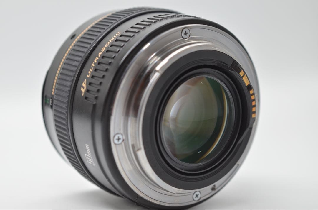 Canon EF 50mm f/1.4レンズ