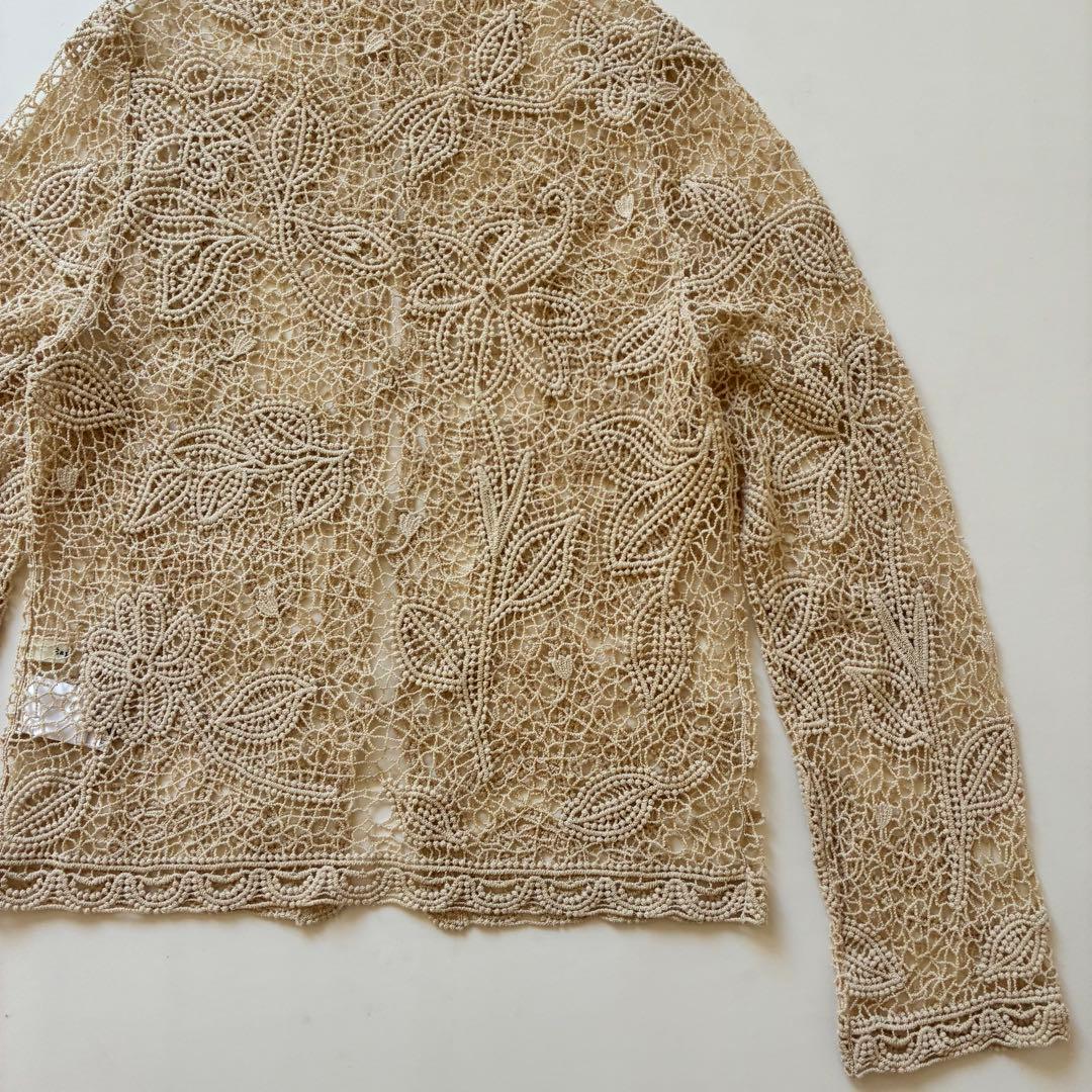 【新品同様✨】eaphi EMBROIDERY LACE BLOUSE