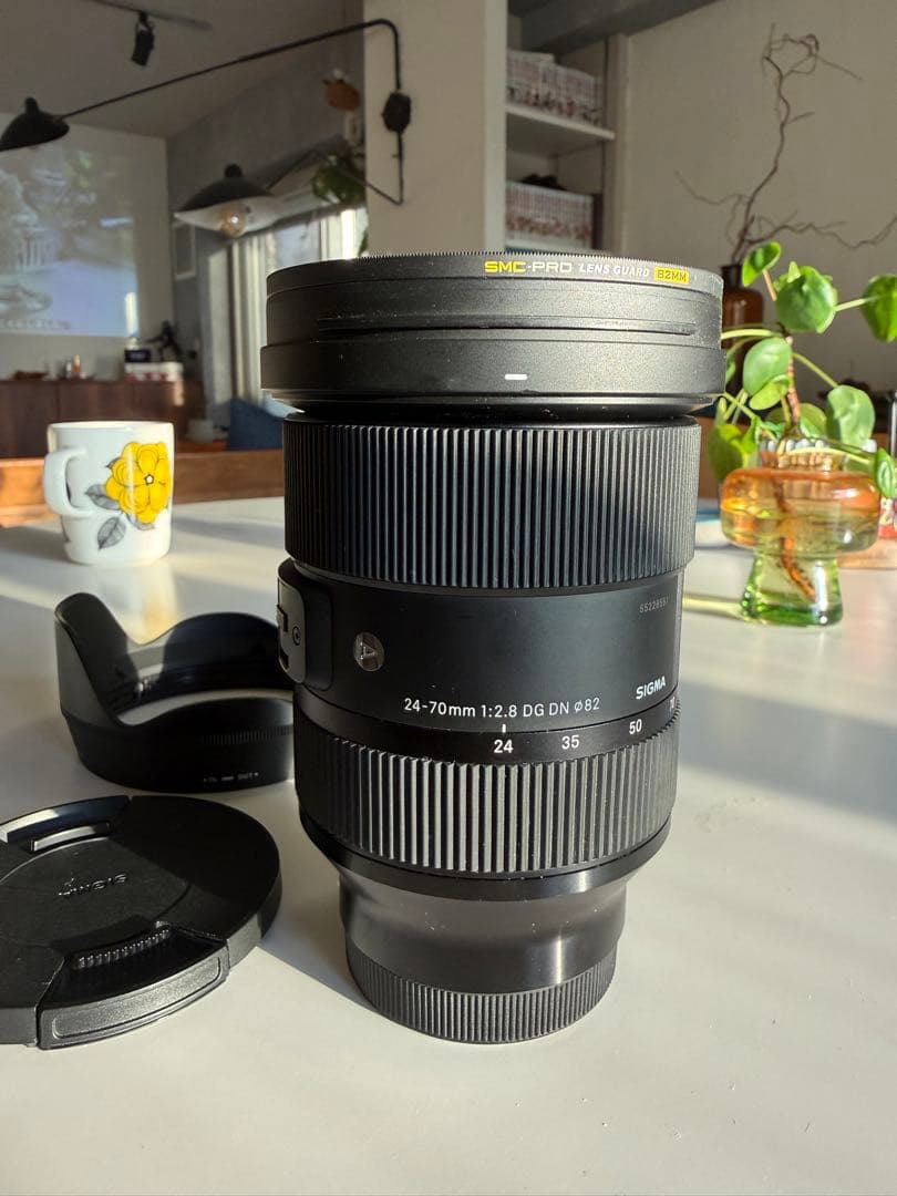 SIGMA 24-70mm F2.8 DC DN ズームレンズ