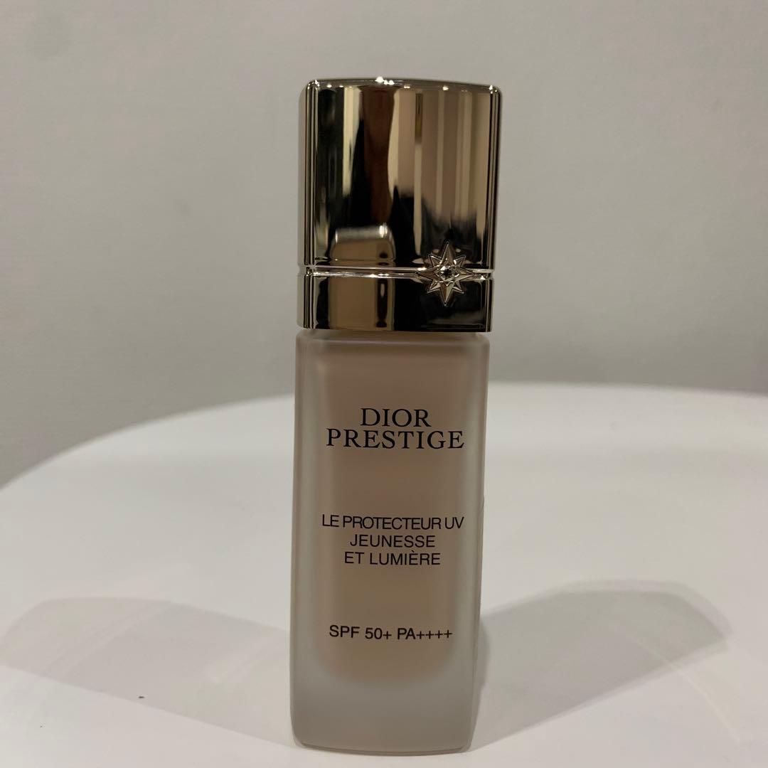 Dior プレステージ ホワイト ル プロテクターUVルミエール BB 00
