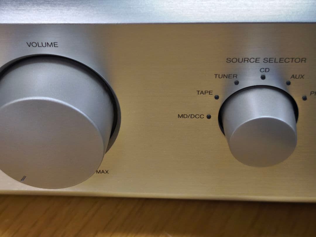 ビクター プリメインアンプ AX-V1