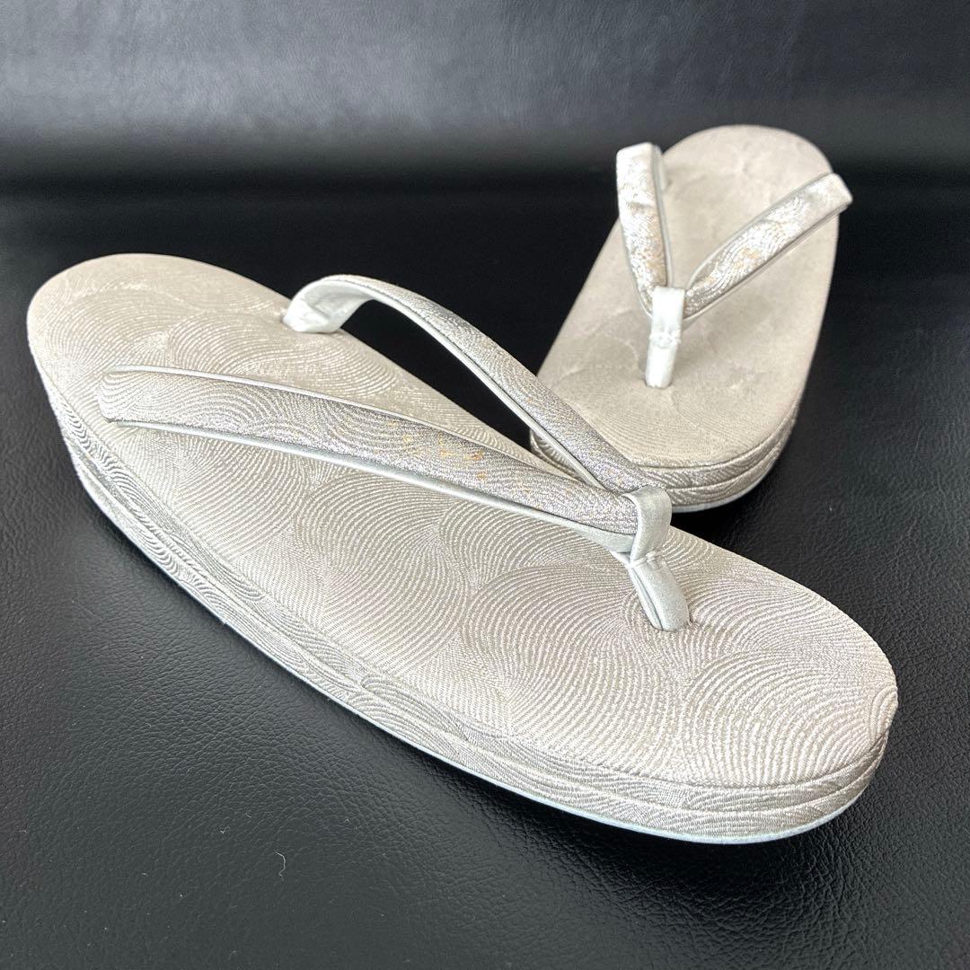 355草履バッグセット皮革製 礼装用 銀糸 金糸 シンプル 留袖 訪問着 着物