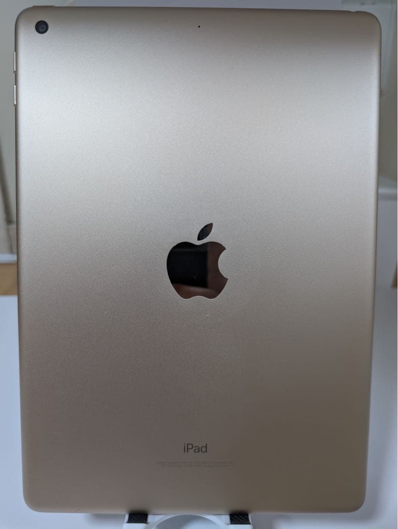 〔中古品〕 iPad 第5世代 128GB ゴールド MPGW2J