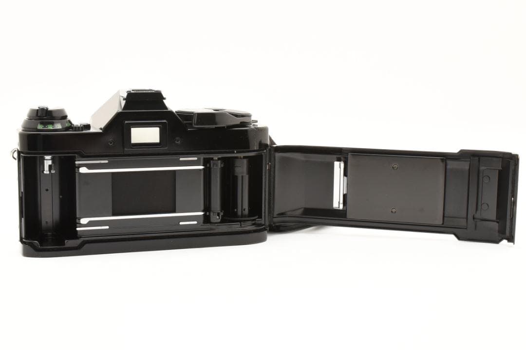 ☆動作品☆ Canon AE-1 AE1 Program ボディ 黒 8113