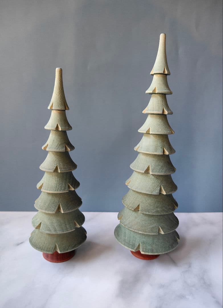 ドイツ エルツ地方 木製ツリー 大小2個セット