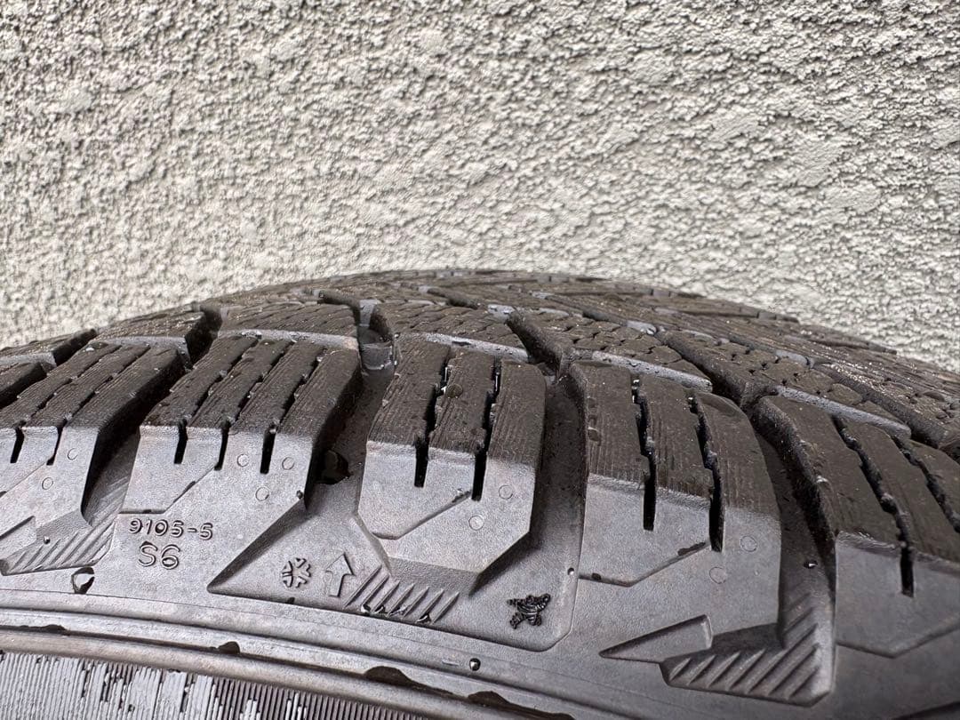 ディフェンダースタットレスタイヤ ホイールセット265/65R18