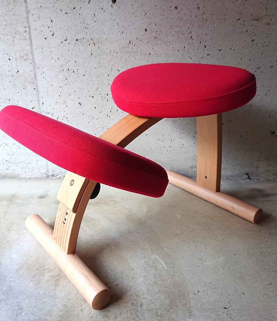 【良品】サカモトハウス バランスチェアイージー　レッド(ショートフレーム)