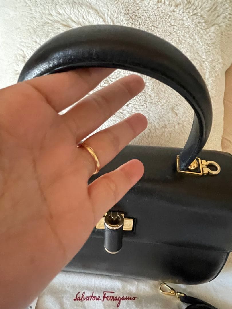 極美品 Ferragamo 2Way トップハンドルバッグ