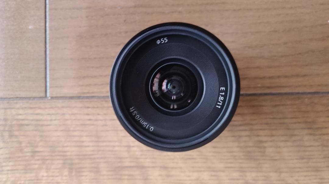 SONY 単焦点広角レンズ SEL11F18