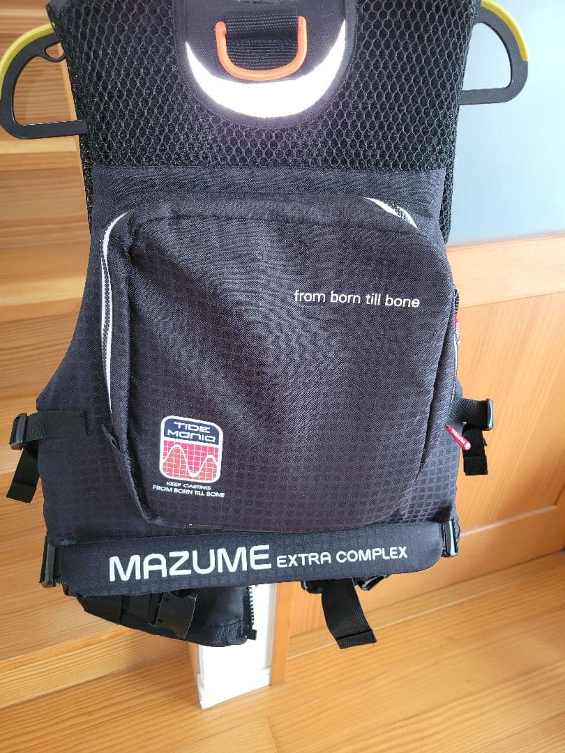 MAZUME EXTRA COMPLEX ブラックライフジャケット
