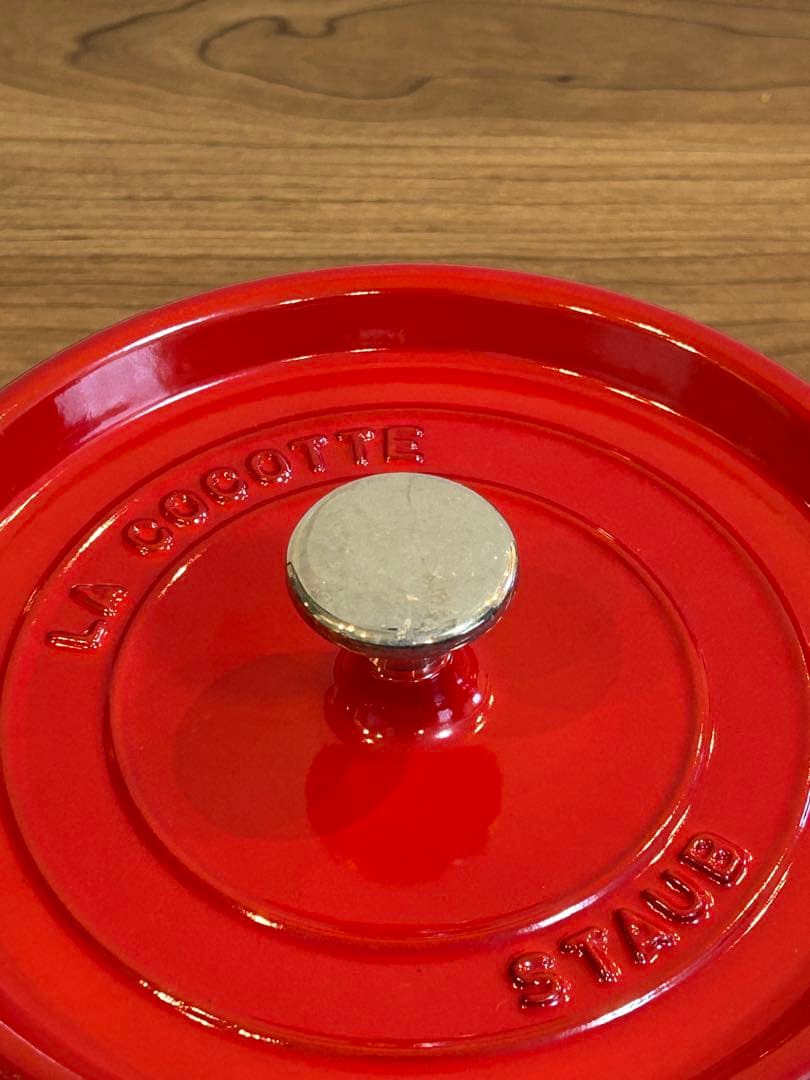 STAUB ストウブ　ピコ・ココット　ラウンド　22cm チェリー　両手鍋 赤