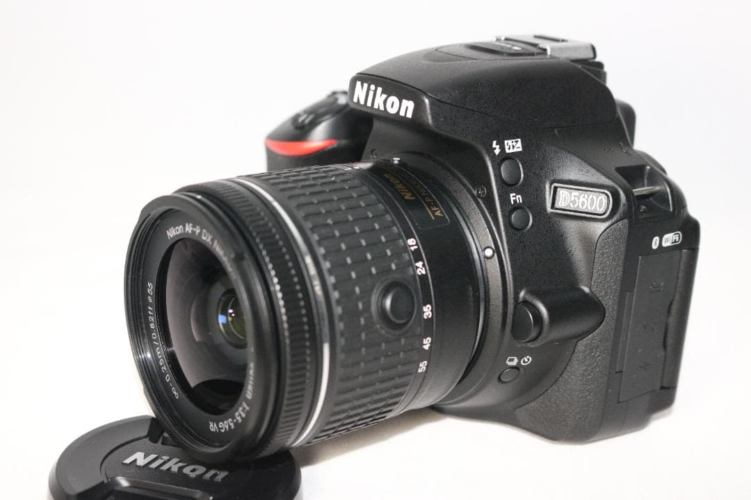 ⭐Nikon D5600 シリーズ最新⭐美品 初心者キット⭐一眼レフ 簡単操作