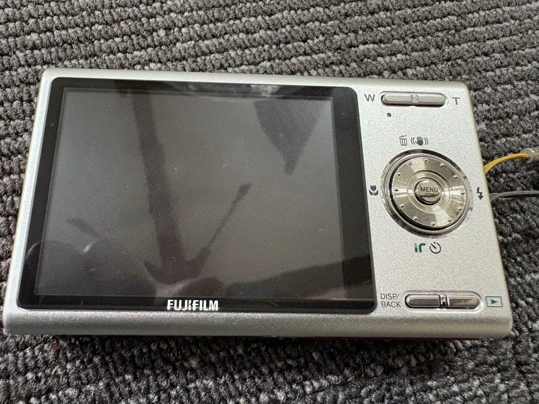 デジタルカメラ FUJIFILM FINEPIX Z100