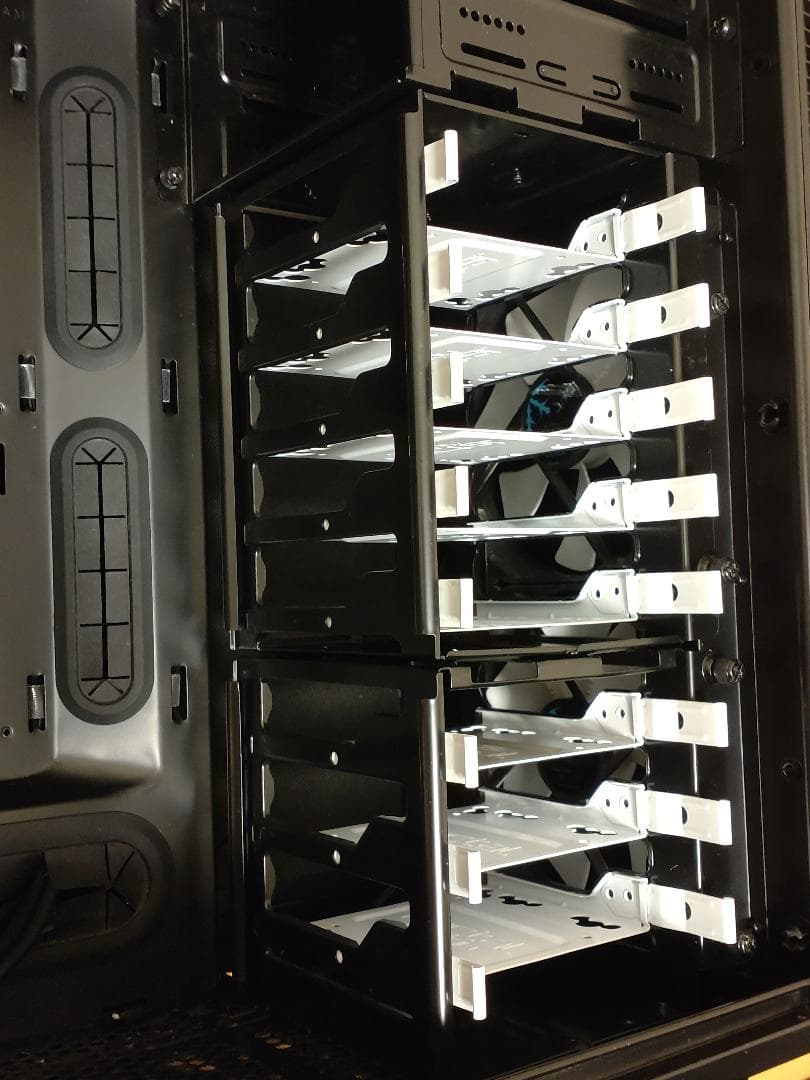 Fractal Design Define R5｜ミドルタワーPCケース