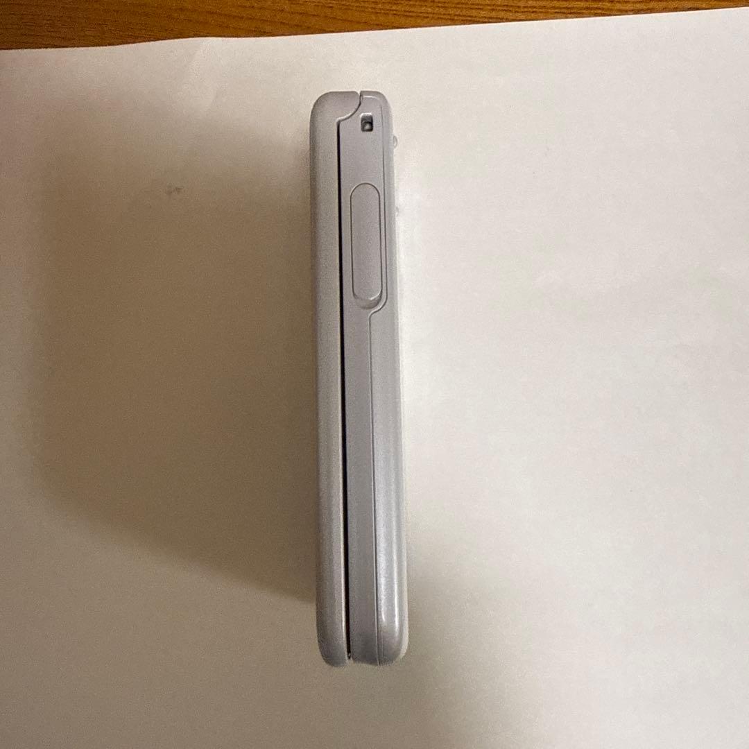 携帯電話本体 docomo F-01M