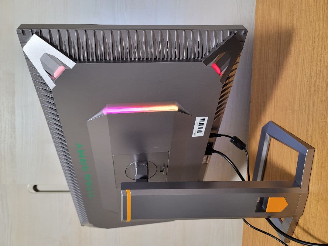 Titan Army 27型Mini LED QHD 240Hz HDR1000