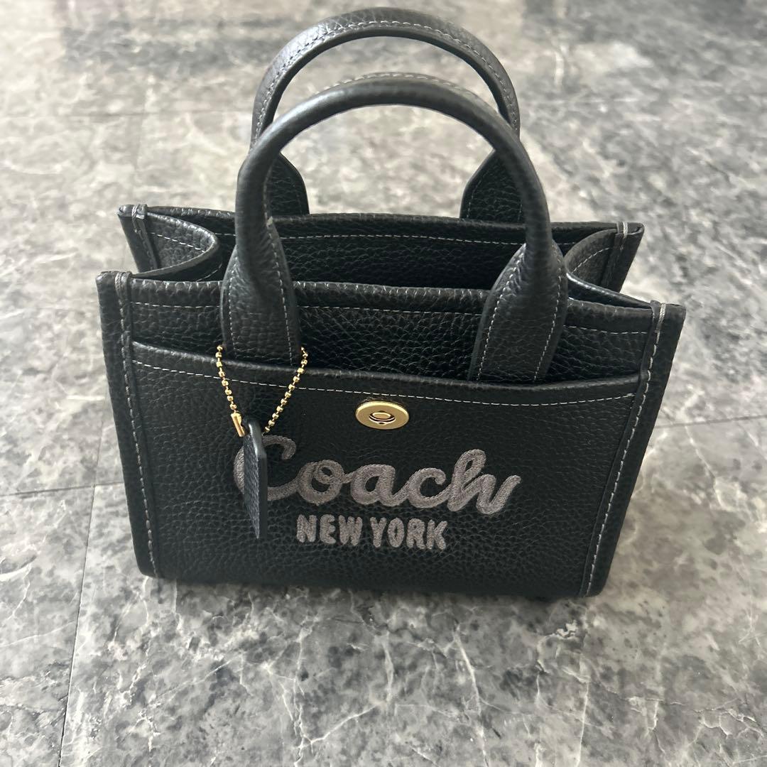 COACH ミニトートバッグ ショルダーストラップ付き ブラック