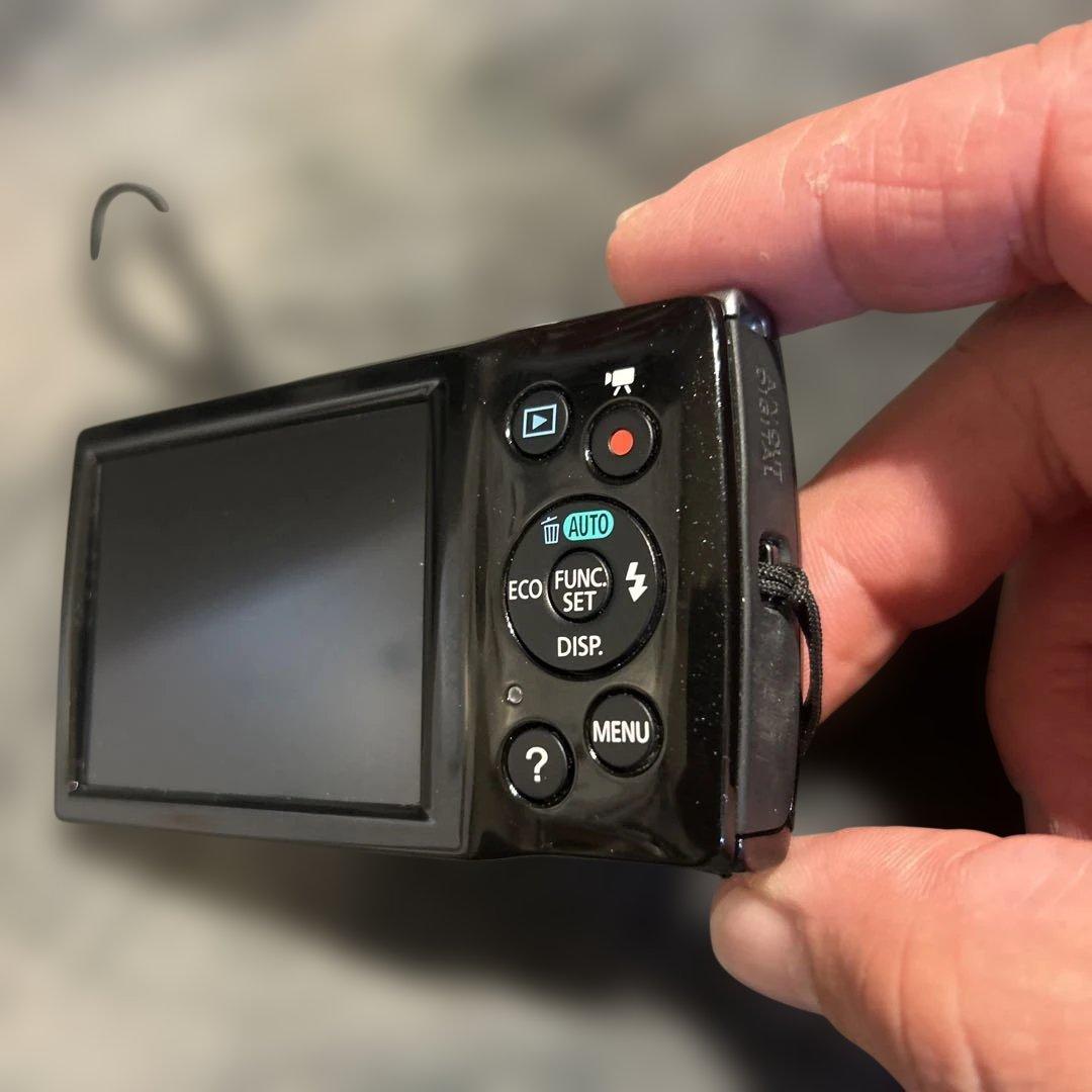 美品‼️ Canon IXY 120 デジタルカメラ