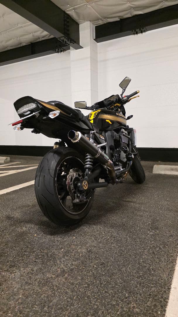 MAVERICK　マーベリック カーボン サイレンサー マフラー