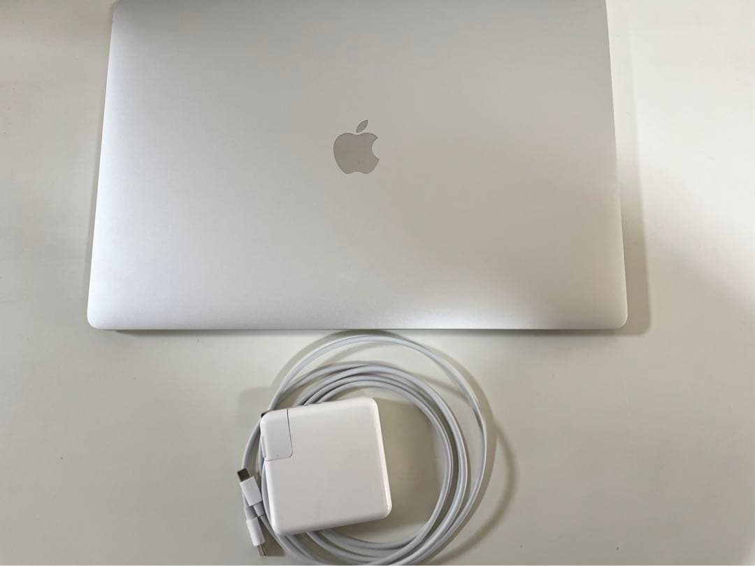 MacBookPro 2019 16インチ メモリ16GB SSD 512GB